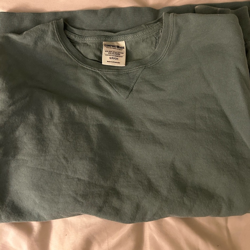 Soft sea foam green crew neck